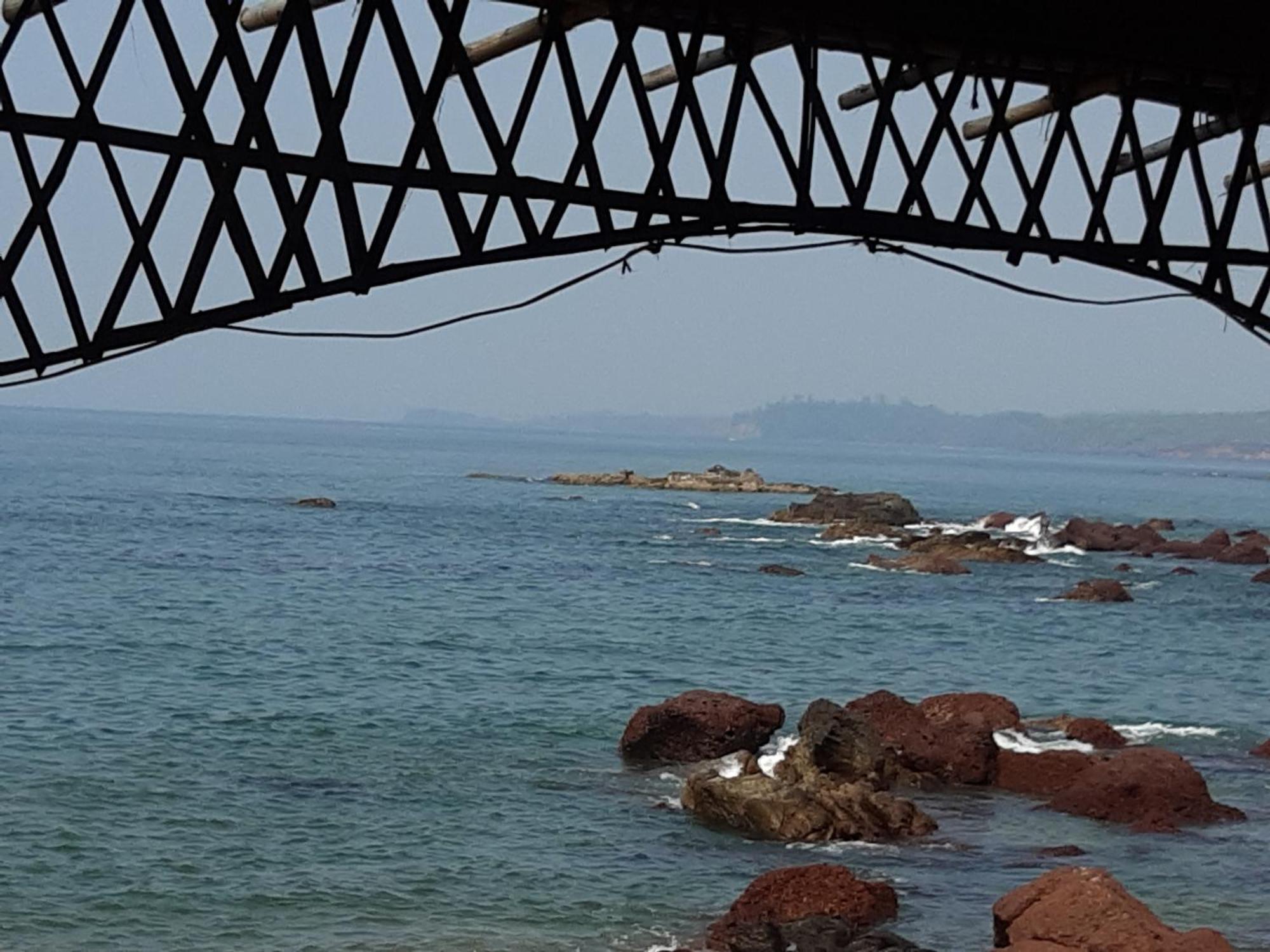 Om Ganesh Guest House Cliffside Arambol Εξωτερικό φωτογραφία