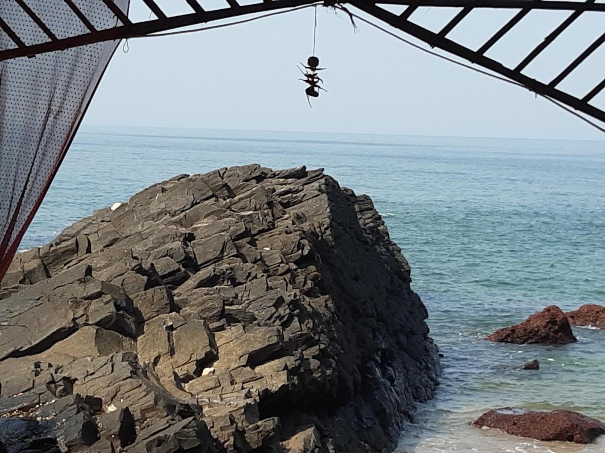 Om Ganesh Guest House Cliffside Arambol Εξωτερικό φωτογραφία