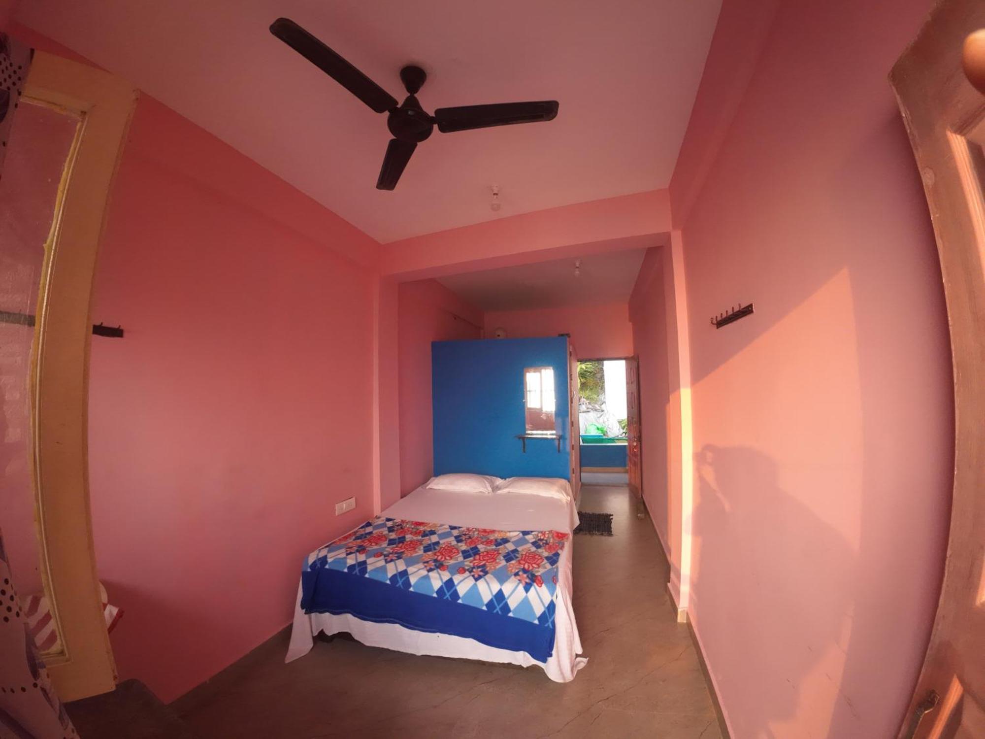 Om Ganesh Guest House Cliffside Arambol Εξωτερικό φωτογραφία
