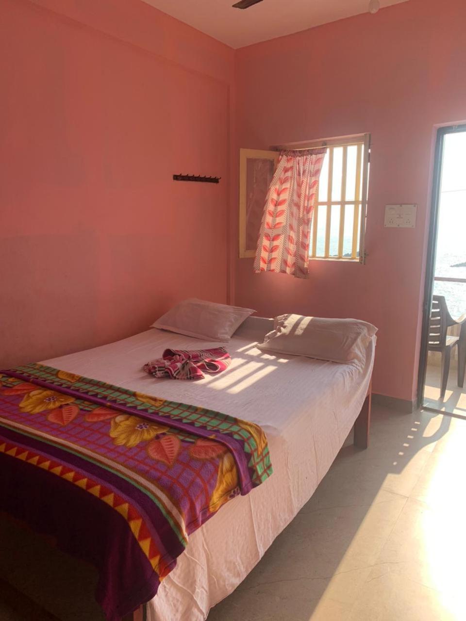 Om Ganesh Guest House Cliffside Arambol Εξωτερικό φωτογραφία