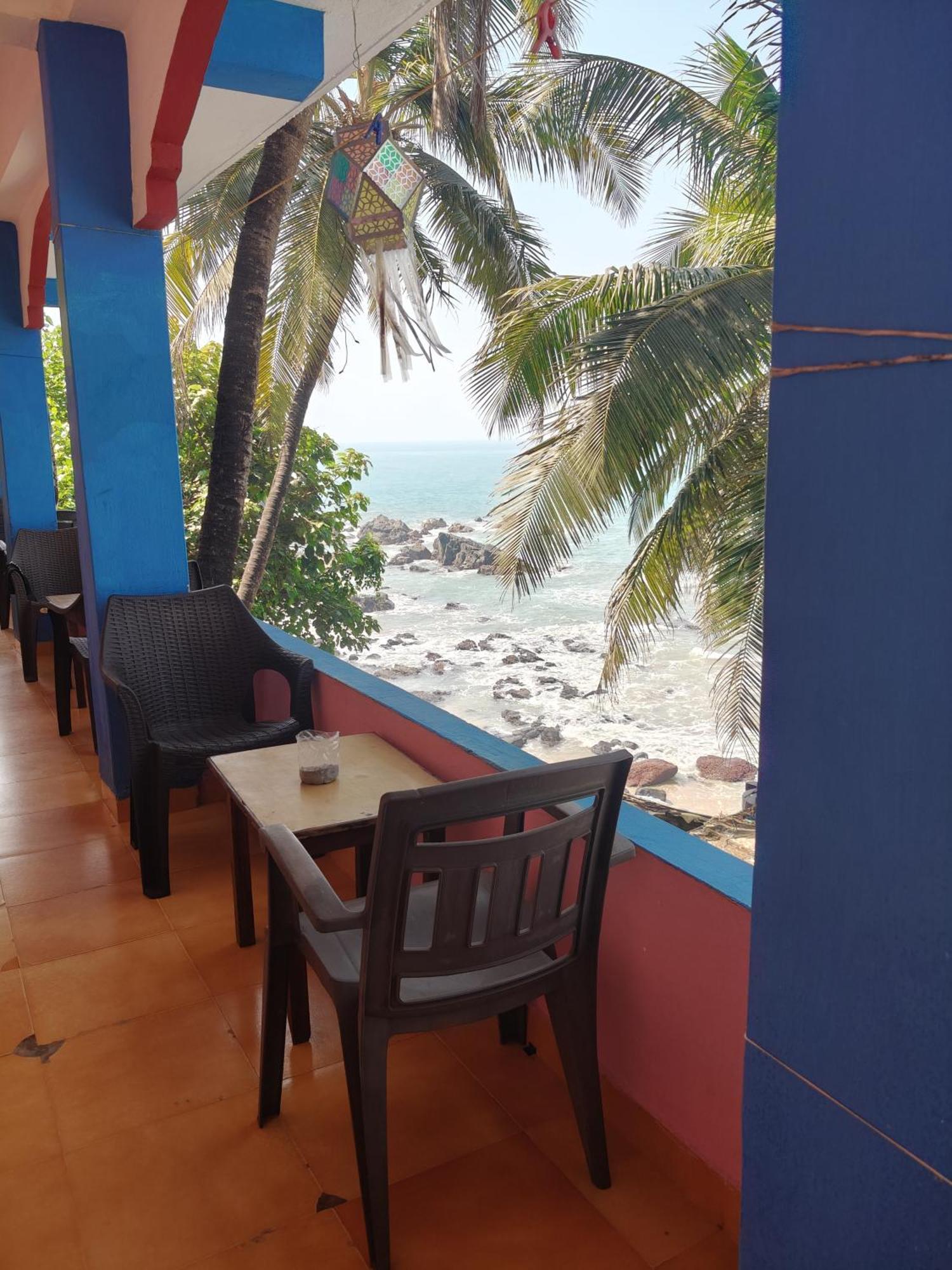Om Ganesh Guest House Cliffside Arambol Δωμάτιο φωτογραφία