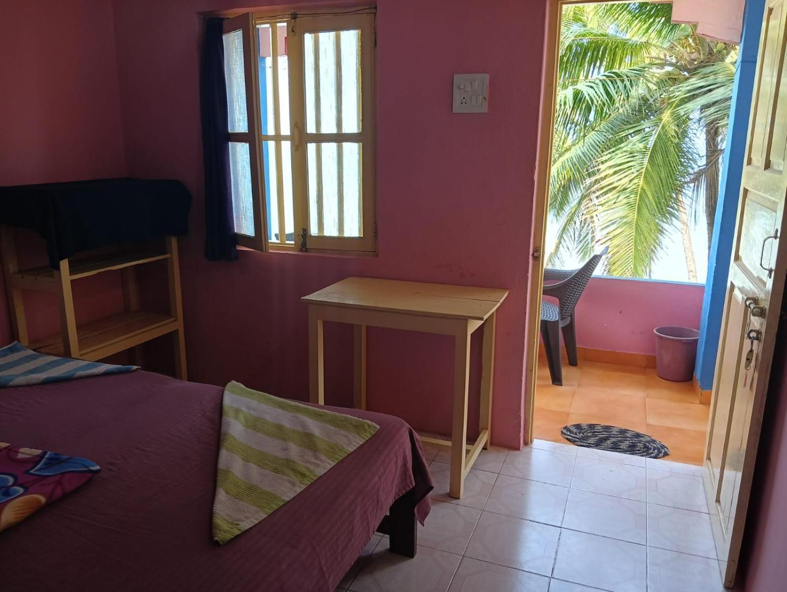 Om Ganesh Guest House Cliffside Arambol Δωμάτιο φωτογραφία
